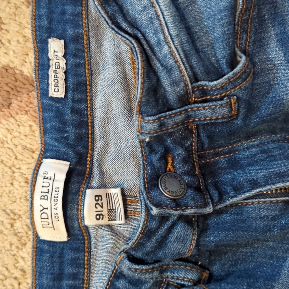 Jeans - Picture 3 of 3